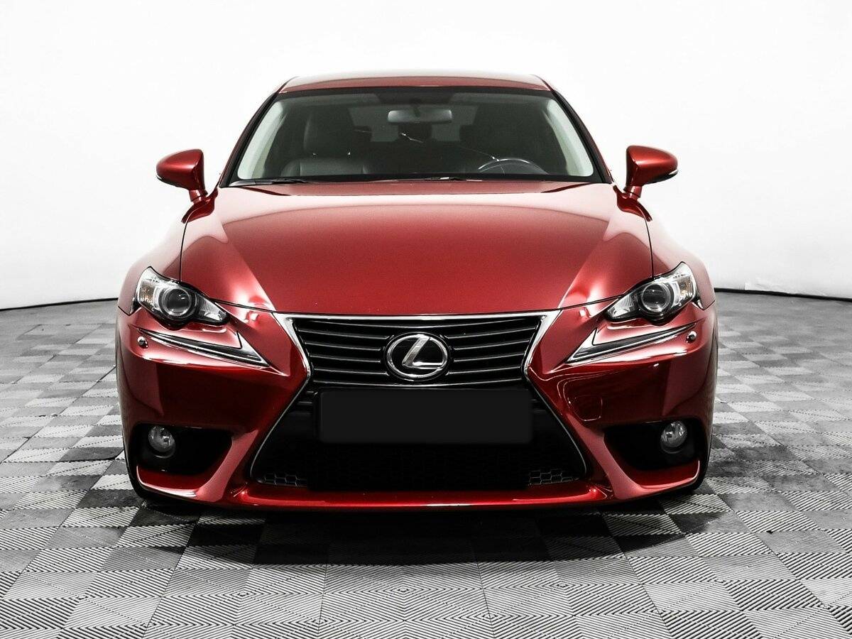 Lexus IS с пробегом — 2014 год. Фото: #1