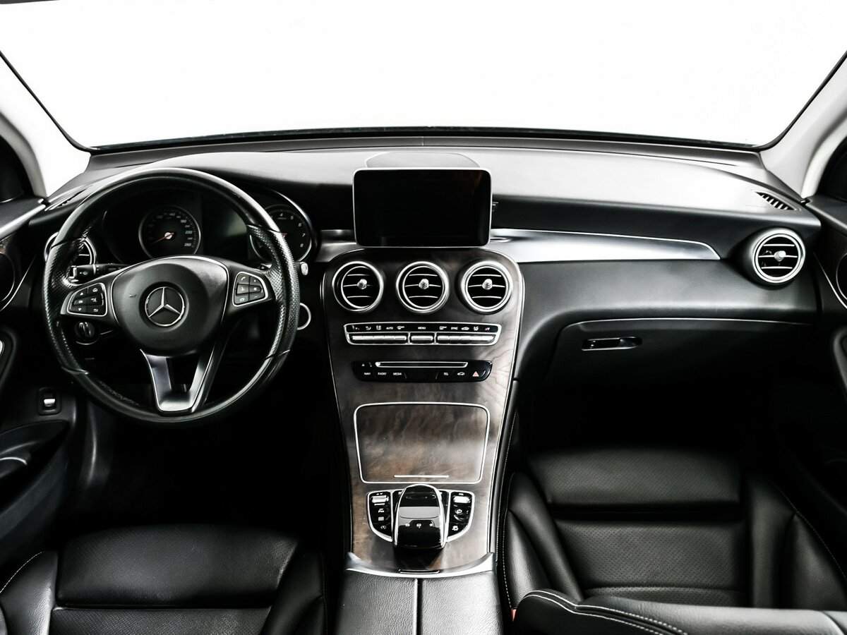 Mercedes-Benz GLC с пробегом — 2016 год. Фото: #10