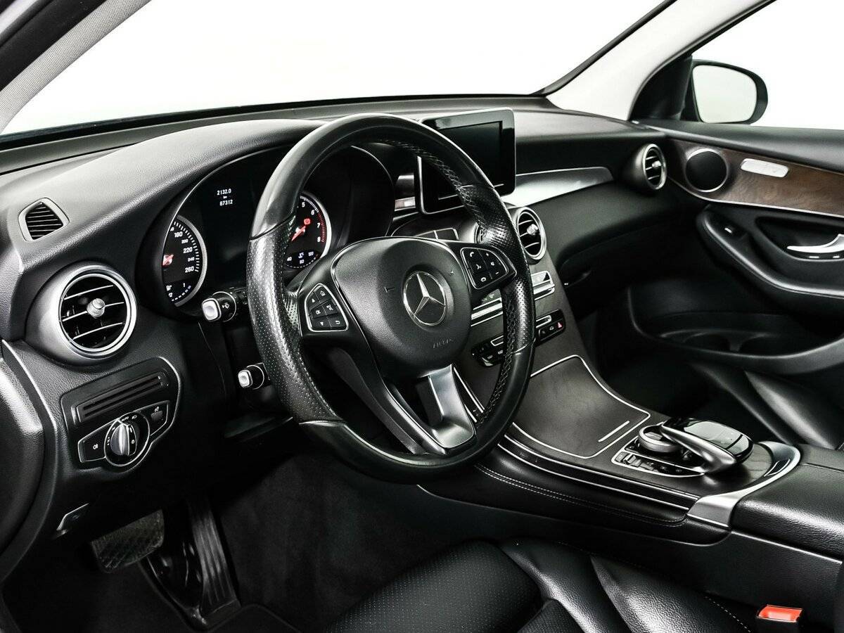 Mercedes-Benz GLC с пробегом — 2016 год. Фото: #11
