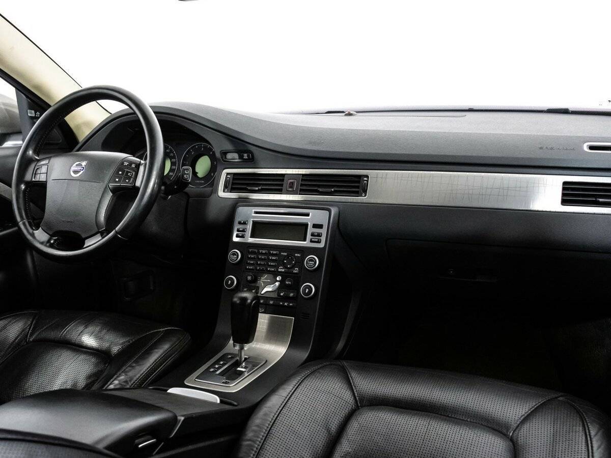 Volvo XC70 с пробегом — 2008 год. Фото: #6