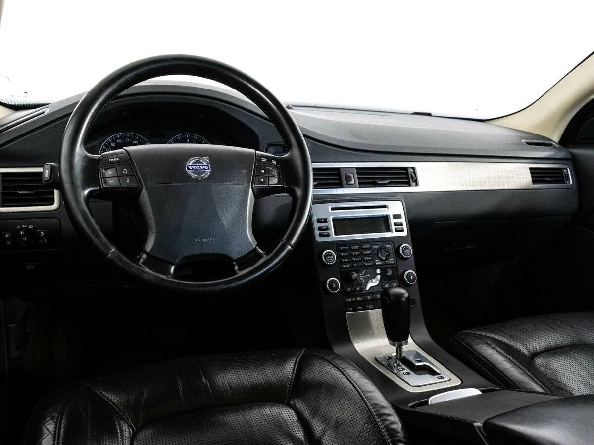 Volvo XC70 с пробегом — 2008 год. Фото: #8