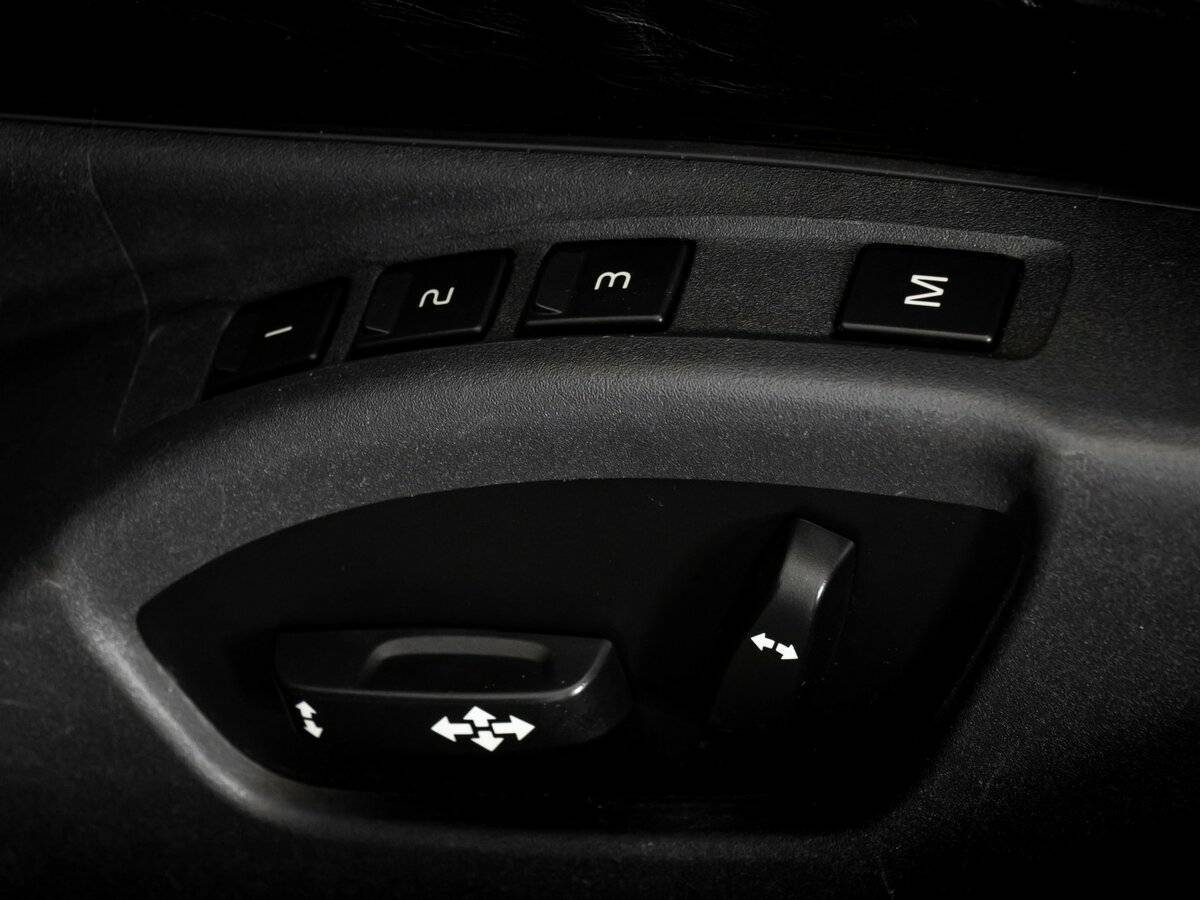 Volvo XC70 с пробегом — 2008 год. Фото: #16