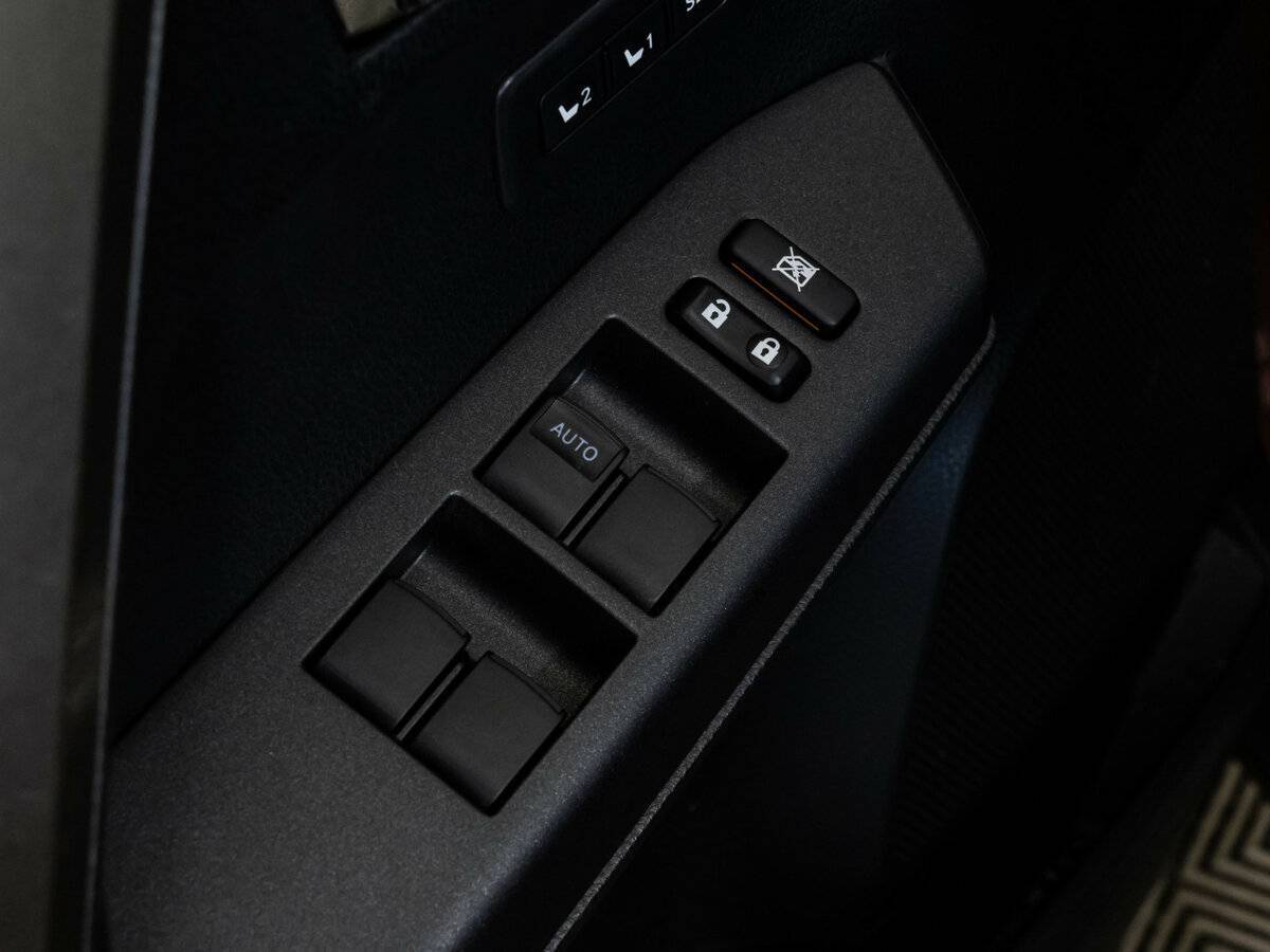 Toyota RAV4 с пробегом — 2019 год. Фото: #17