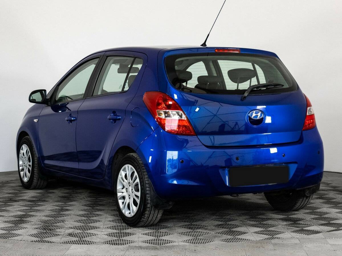 Hyundai i20 с пробегом — 2010 год. Фото: #6