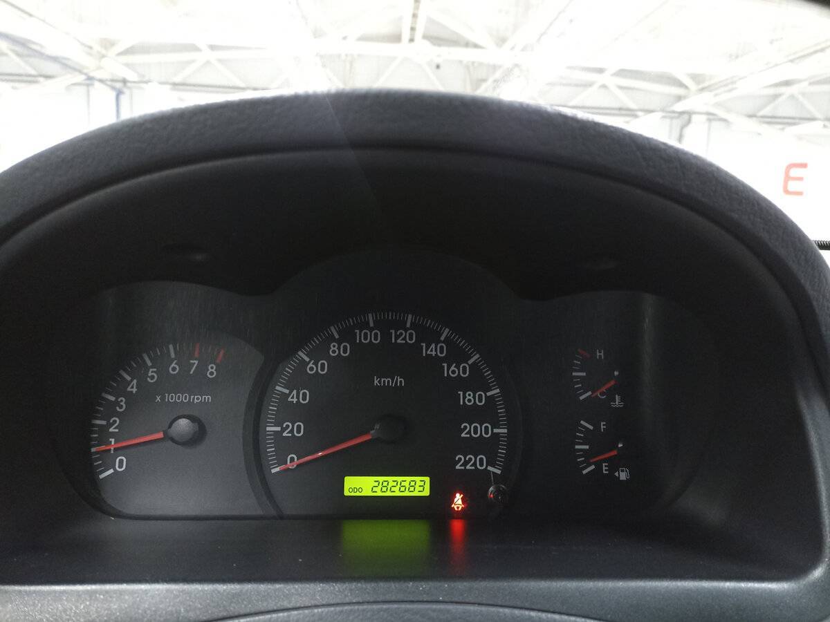 Kia Cerato с пробегом — 2006 год. Фото: #12