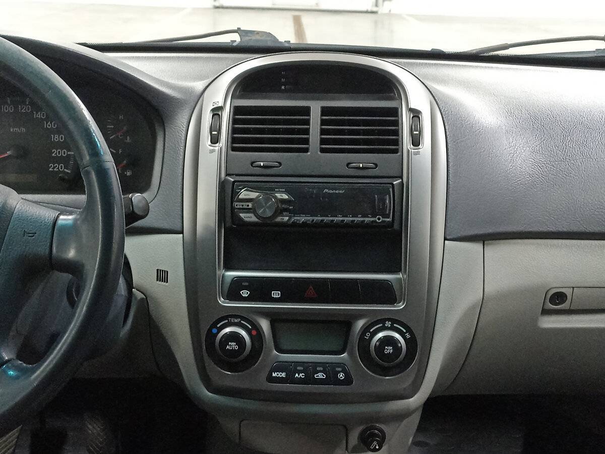 Kia Cerato с пробегом — 2006 год. Фото: #14