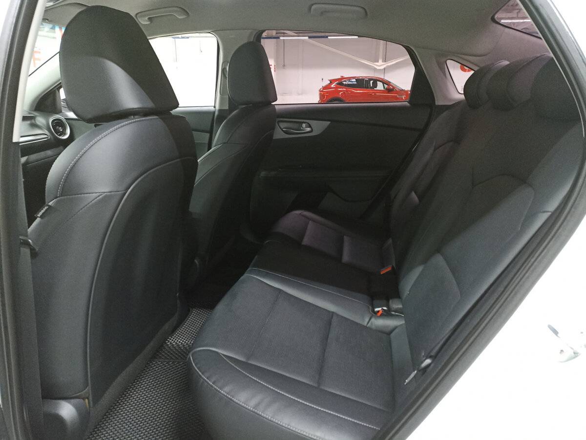 Kia K3 с пробегом — 2019 год. Фото: #11