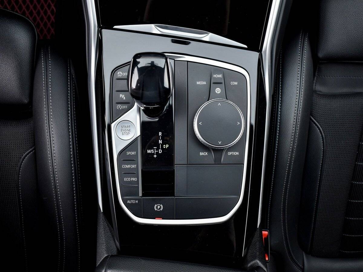 BMW 3 серии с пробегом — 2020 год. Фото: #9