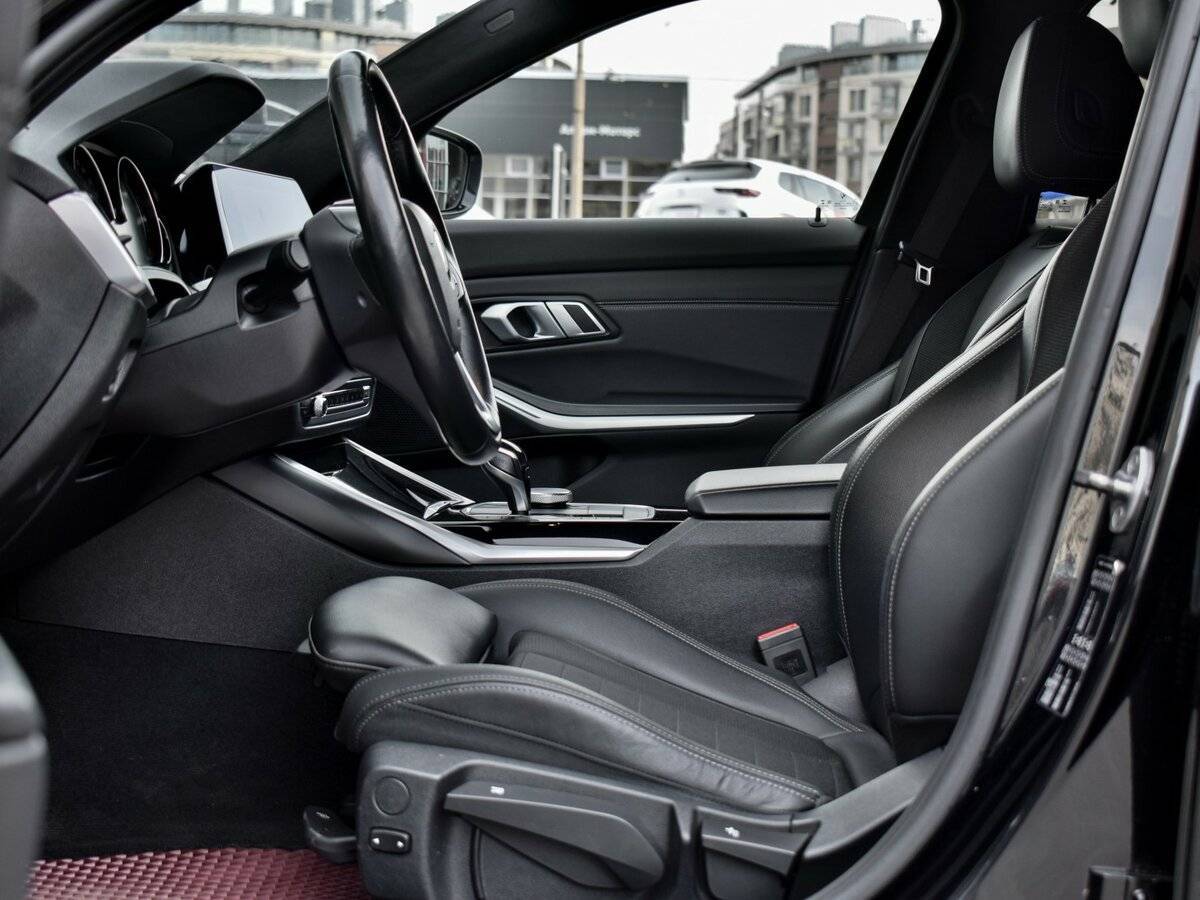BMW 3 серии с пробегом — 2020 год. Фото: #10