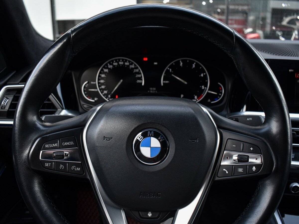BMW 3 серии с пробегом — 2020 год. Фото: #24