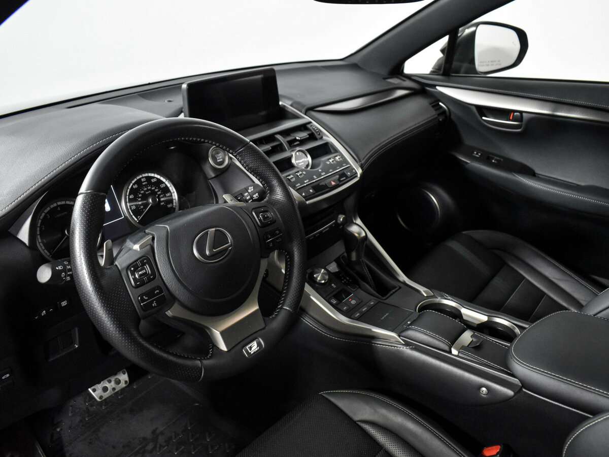 Lexus NX с пробегом — 2021 год. Фото: #8