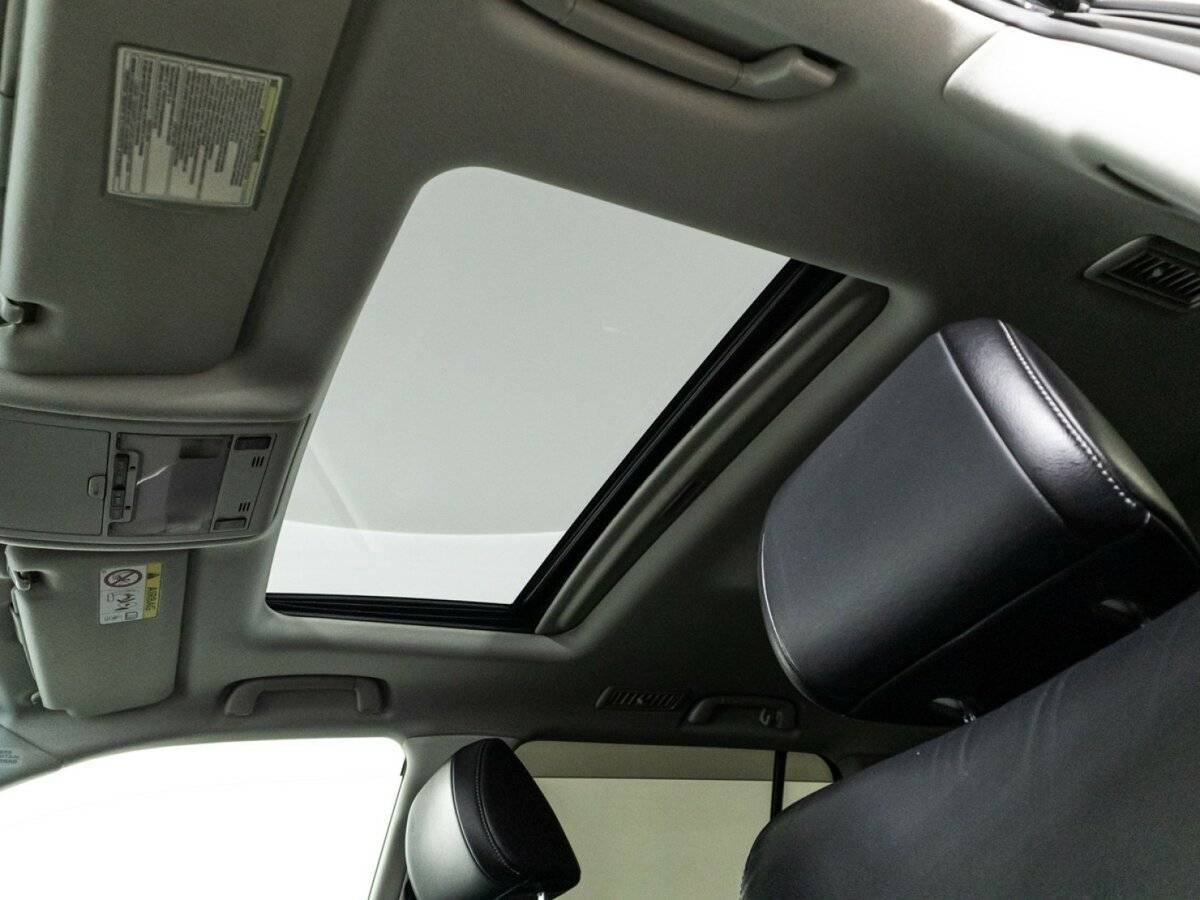 Toyota Land Cruiser с пробегом — 2015 год. Фото: #14