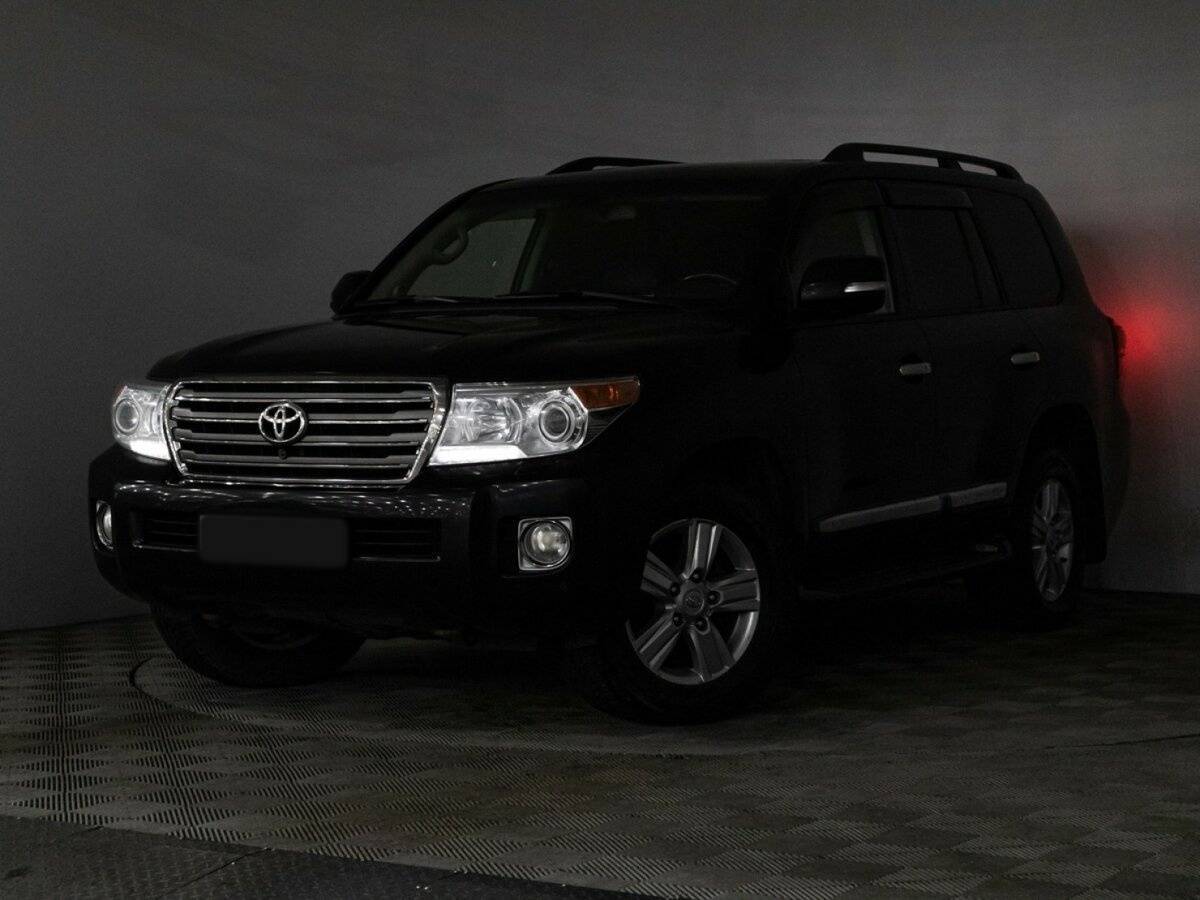 Toyota Land Cruiser с пробегом — 2015 год. Фото: #25