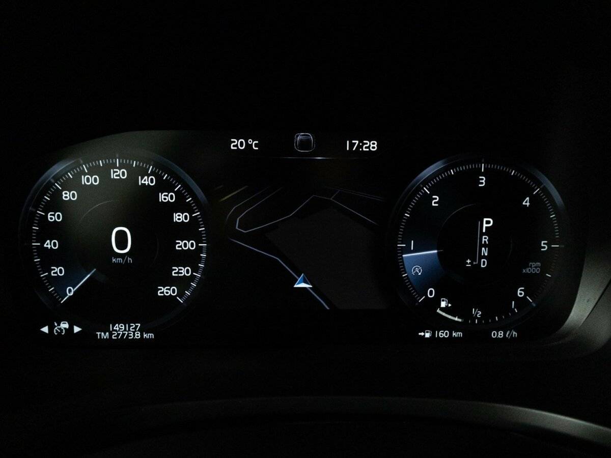 Volvo V60 Cross Country с пробегом — 2019 год. Фото: #11