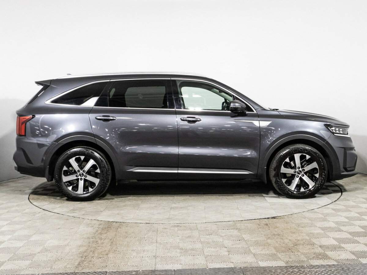 Kia Sorento с пробегом — 2021 год. Фото: #3