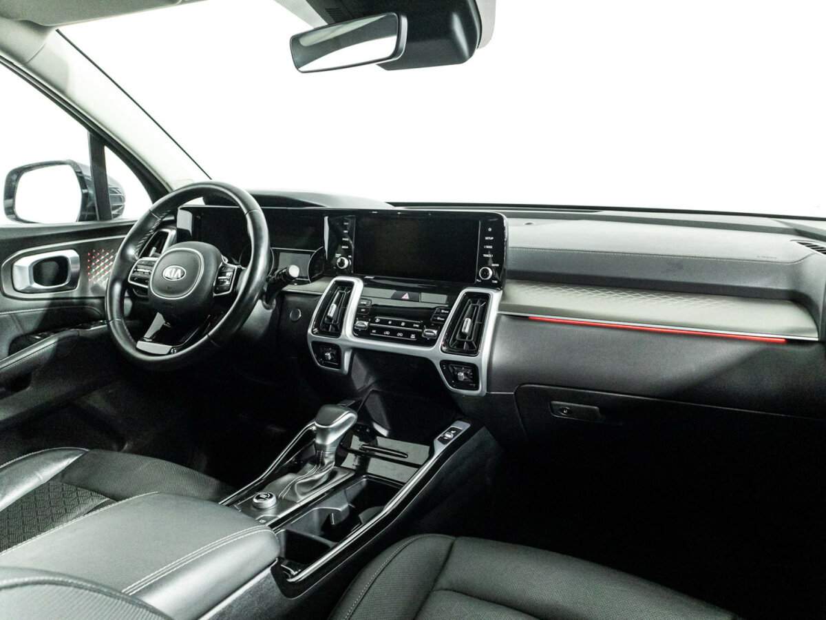 Kia Sorento с пробегом — 2021 год. Фото: #8