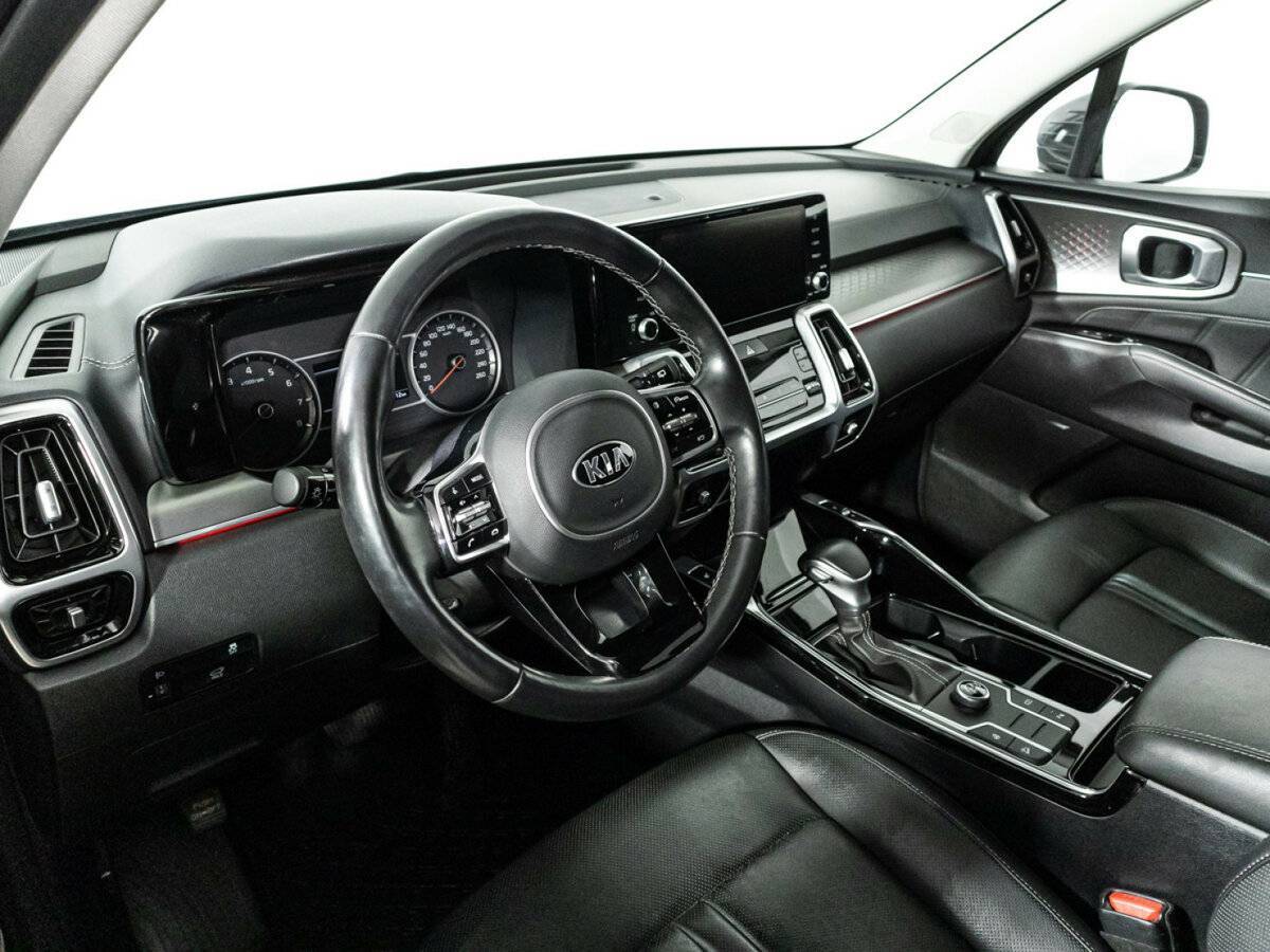 Kia Sorento с пробегом — 2021 год. Фото: #11