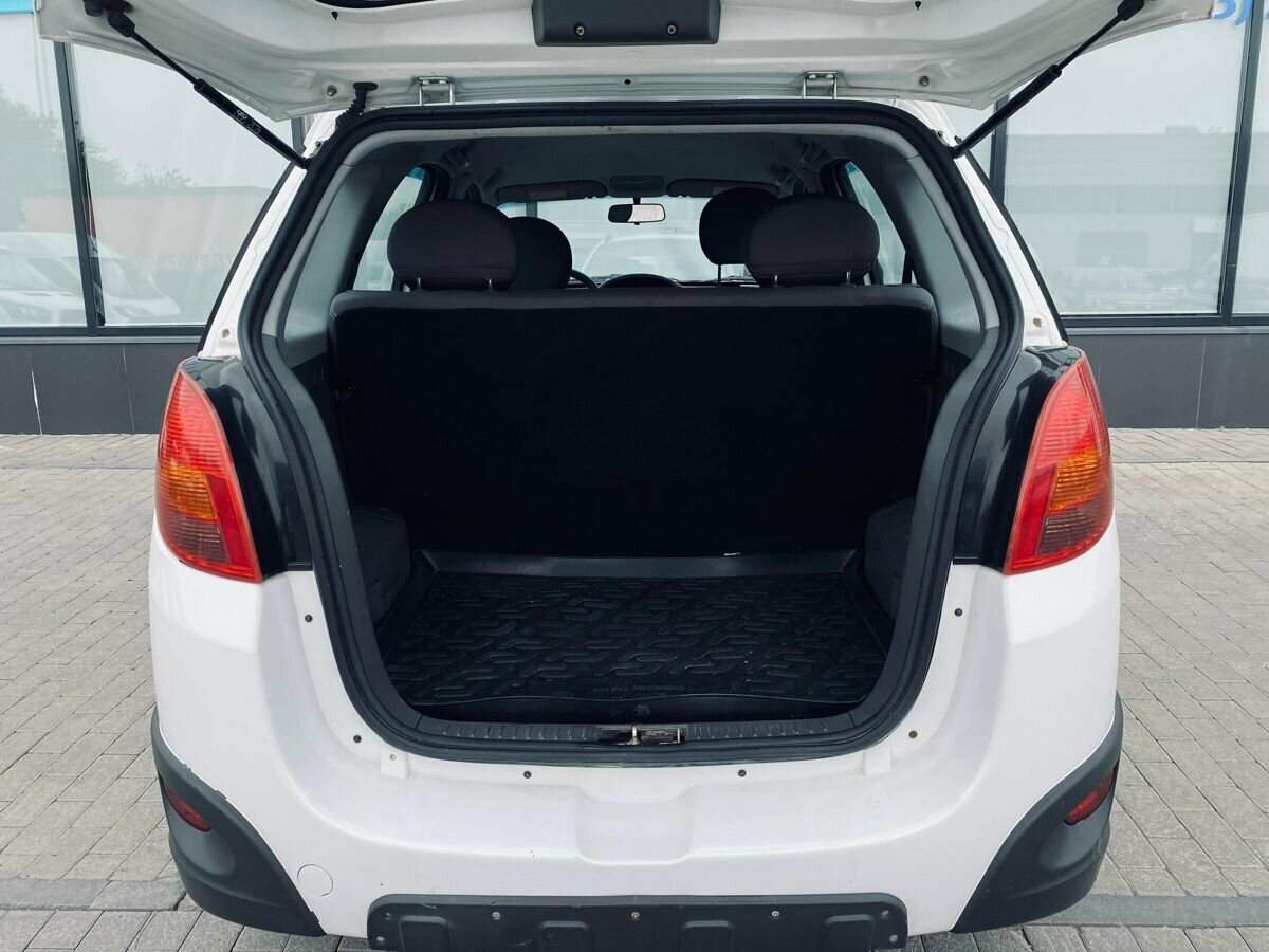 Chery IndiS (S18D) с пробегом — 2013 год. Фото: #17