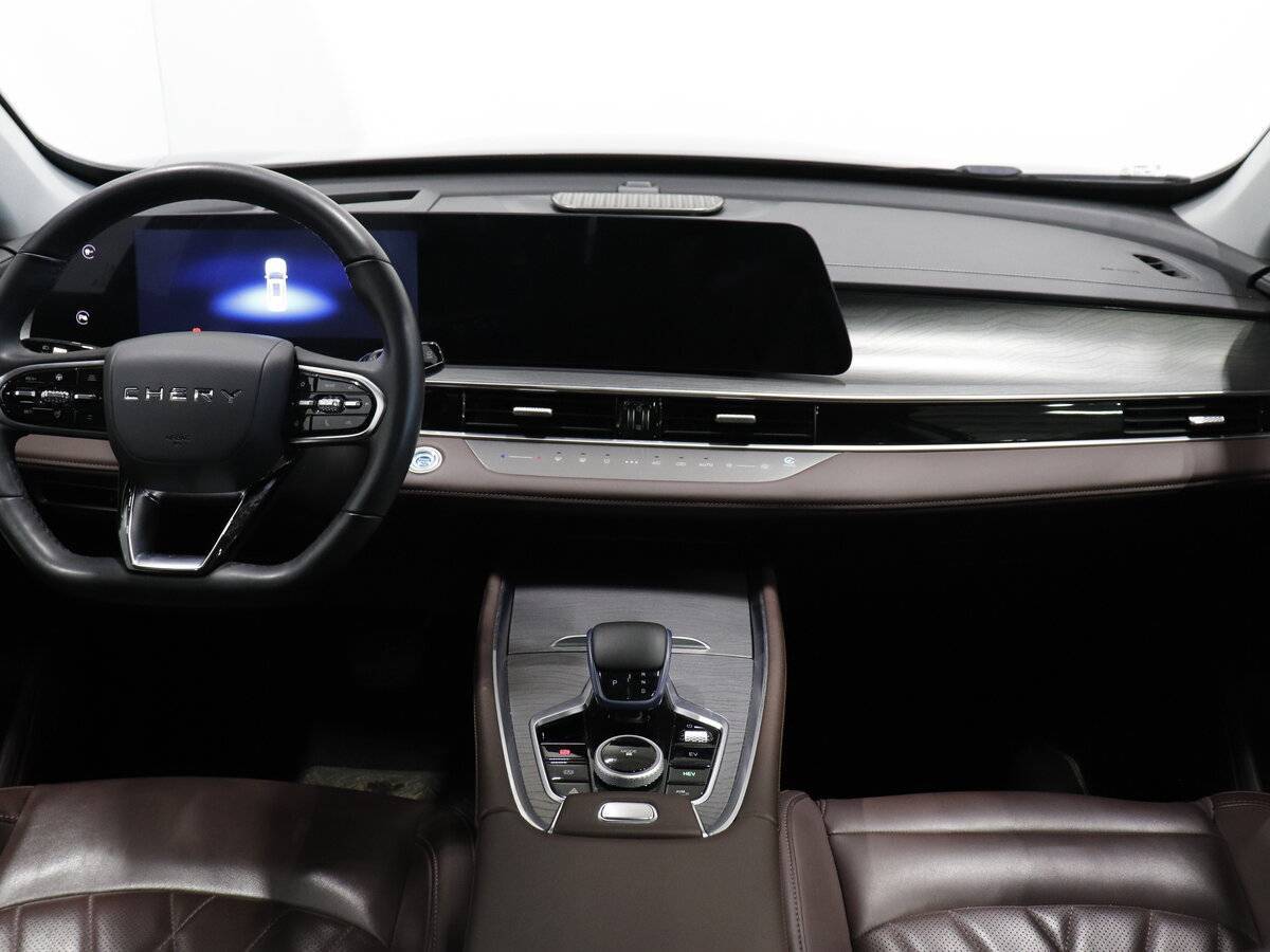 Chery Tiggo 8 Pro Plug-in Hybrid с пробегом — 2023 год. Фото: #7