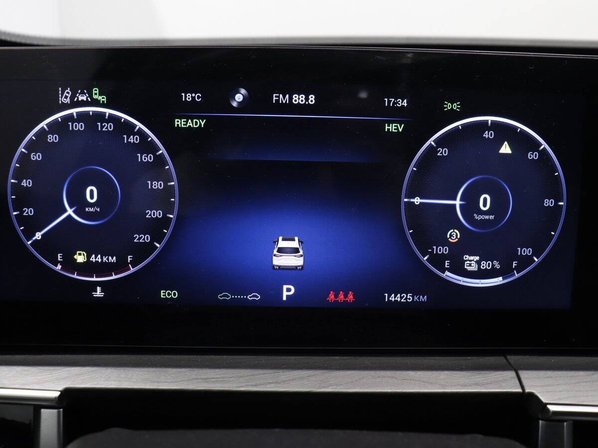 Chery Tiggo 8 Pro Plug-in Hybrid с пробегом — 2023 год. Фото: #9