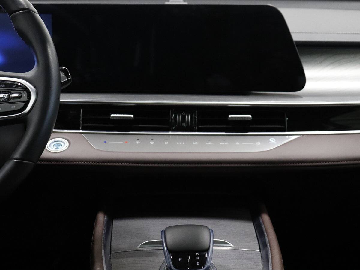 Chery Tiggo 8 Pro Plug-in Hybrid с пробегом — 2023 год. Фото: #10