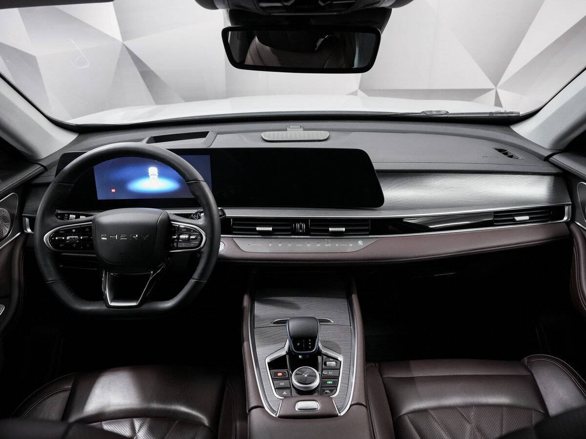 Chery Tiggo 8 Pro Plug-in Hybrid с пробегом — 2023 год. Фото: #10