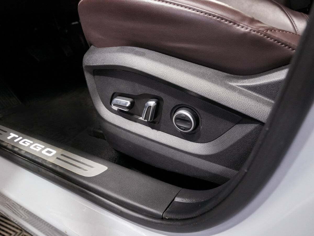 Chery Tiggo 8 Pro Plug-in Hybrid с пробегом — 2023 год. Фото: #12