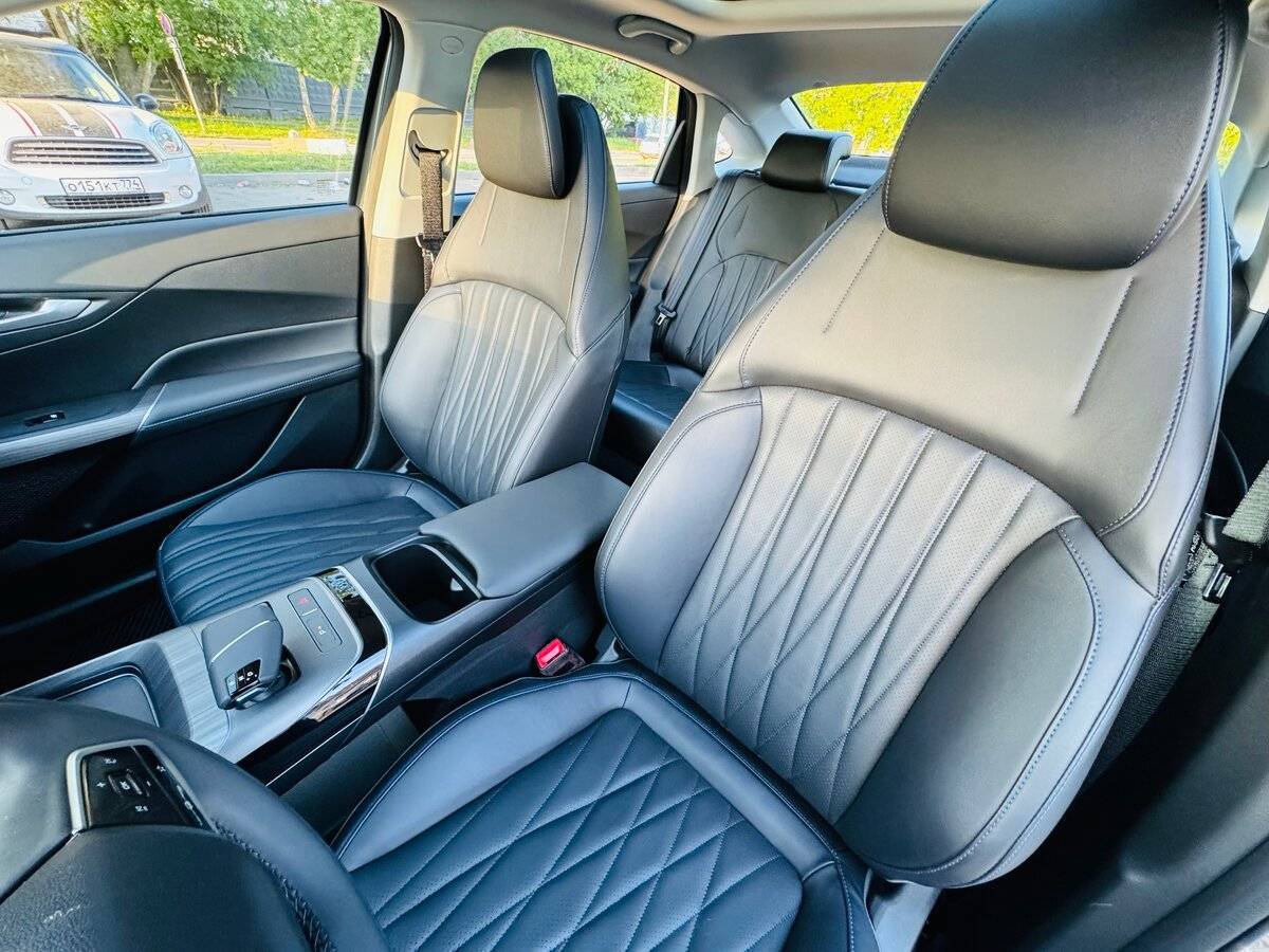 Changan Lamore с пробегом — 2023 год. Фото: #2