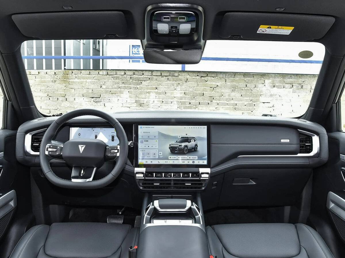 Changan Deepal G318 с пробегом — 2025 год. Фото: #1