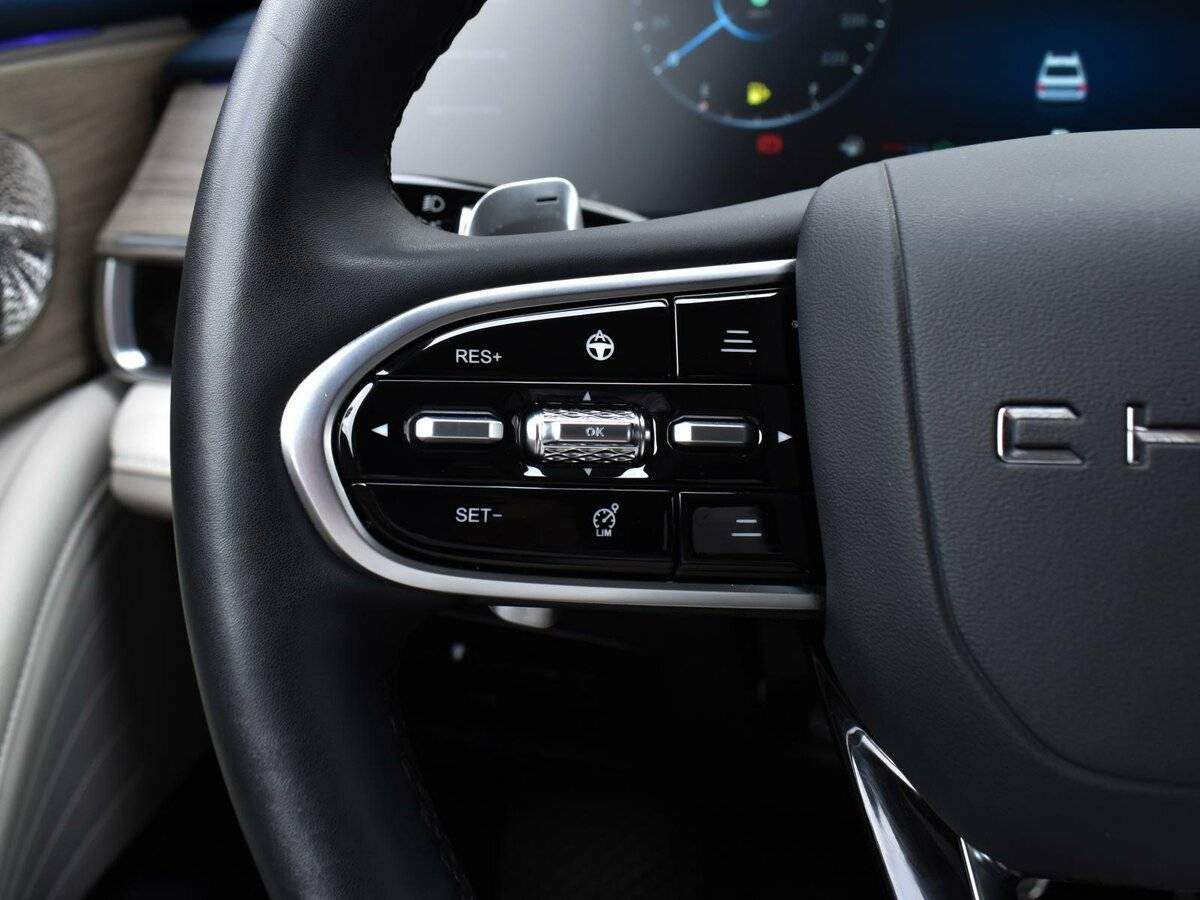 Chery Arrizo 8 с пробегом — 2023 год. Фото: #15