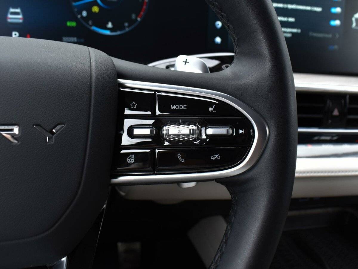 Chery Arrizo 8 с пробегом — 2023 год. Фото: #17