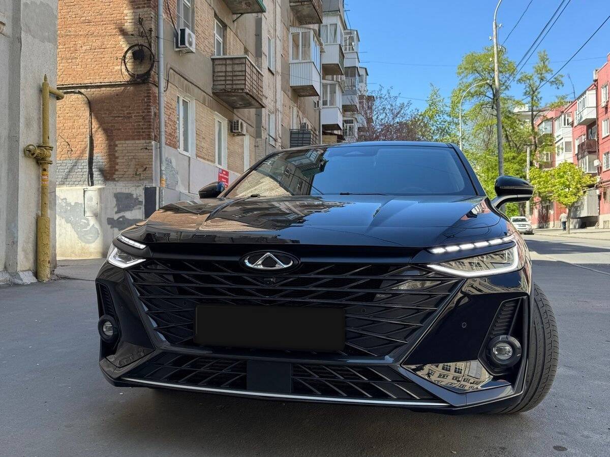 Chery Arrizo 8 с пробегом — 2023 год. Фото: #1