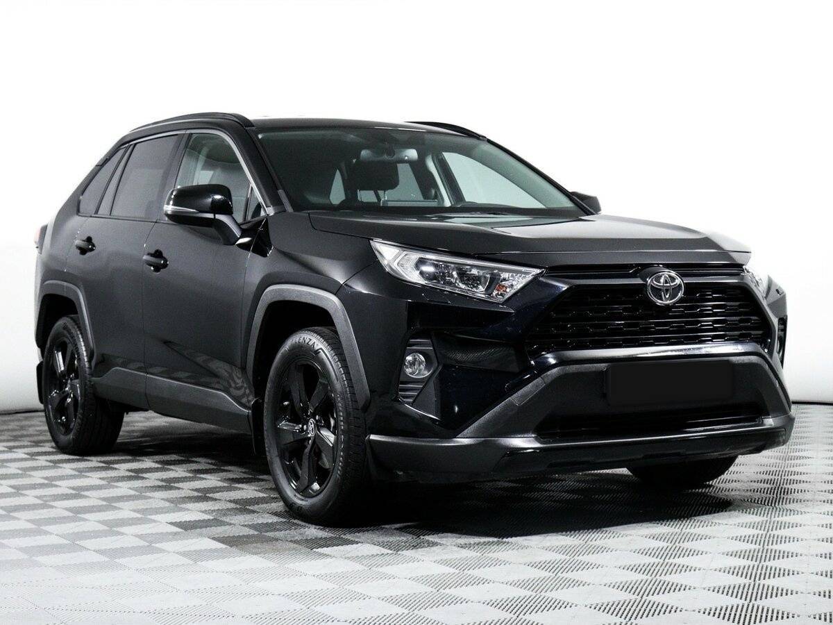 Toyota RAV4 с пробегом — 2021 год. Фото: #2