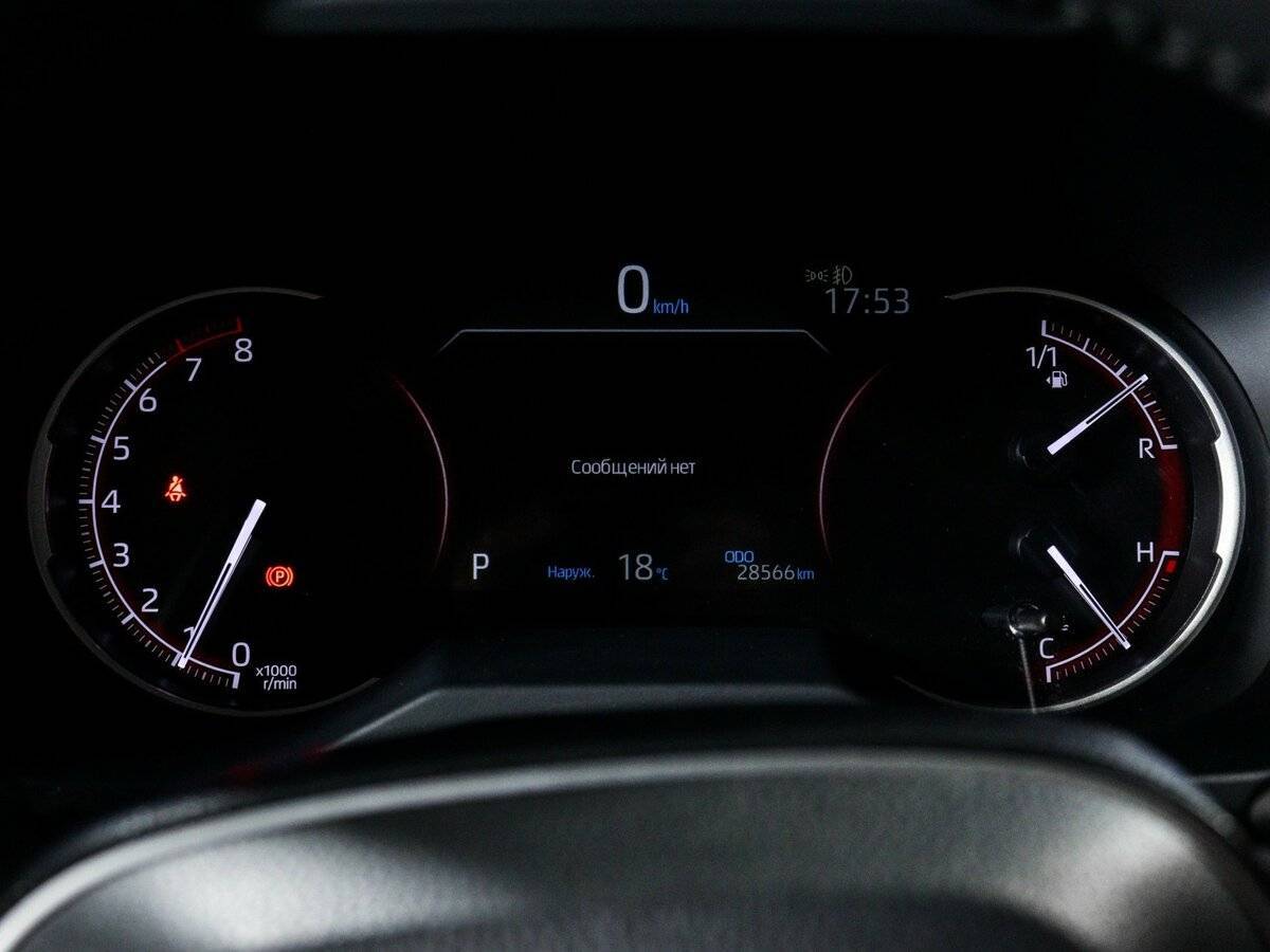 Toyota RAV4 с пробегом — 2021 год. Фото: #7