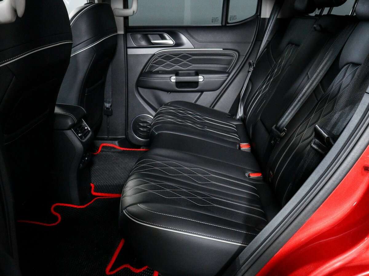 Tank 300 с пробегом — 2023 год. Фото: #8