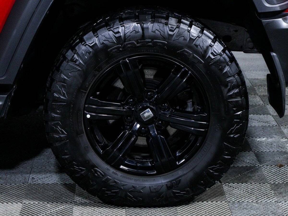 Tank 300 с пробегом — 2023 год. Фото: #12