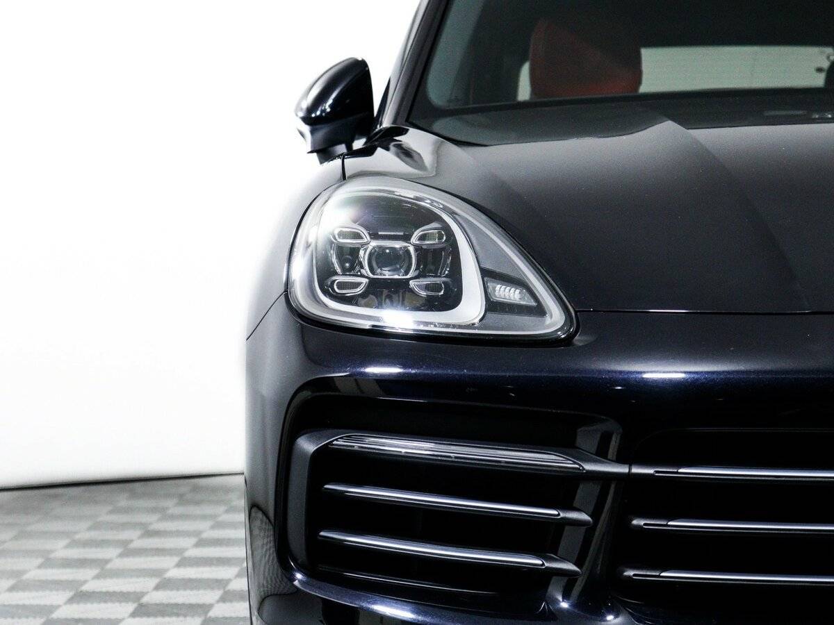 Porsche Cayenne с пробегом — 2020 год. Фото: #17