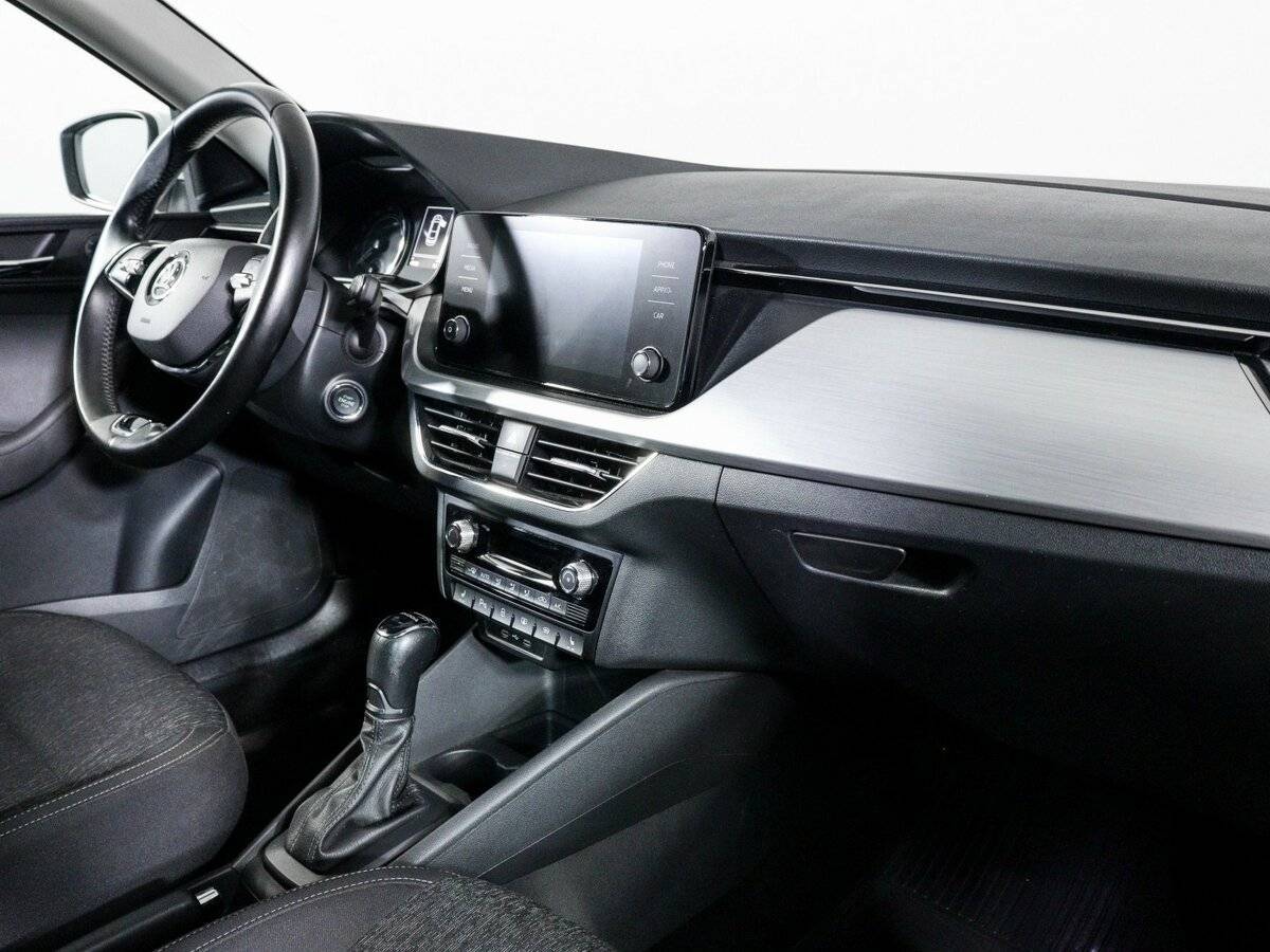Skoda Rapid с пробегом — 2020 год. Фото: #8