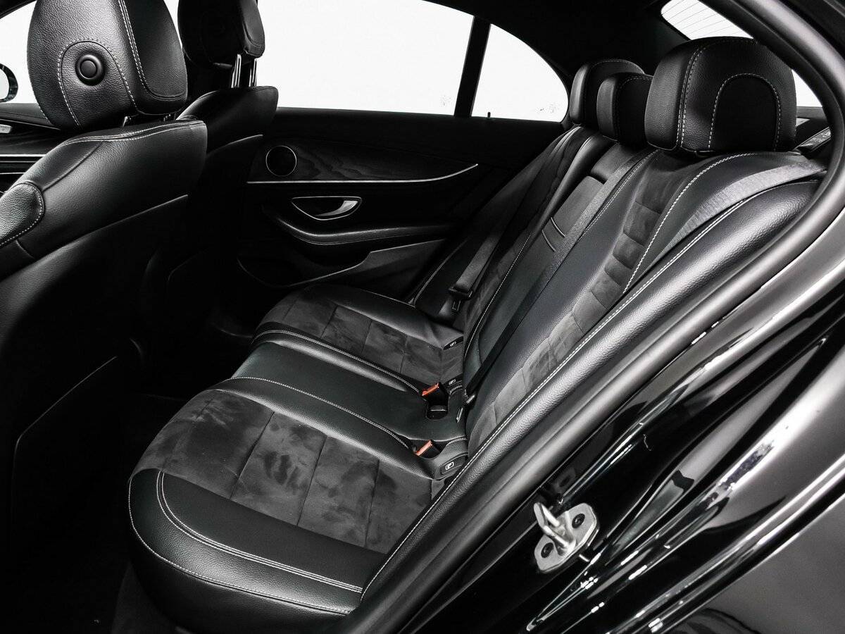 Mercedes-Benz E-Класс с пробегом — 2019 год. Фото: #12