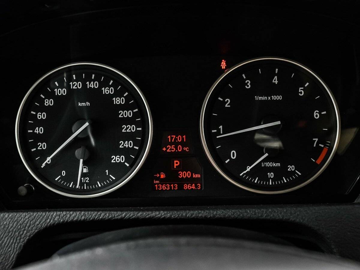 BMW X5 с пробегом — 2008 год. Фото: #9