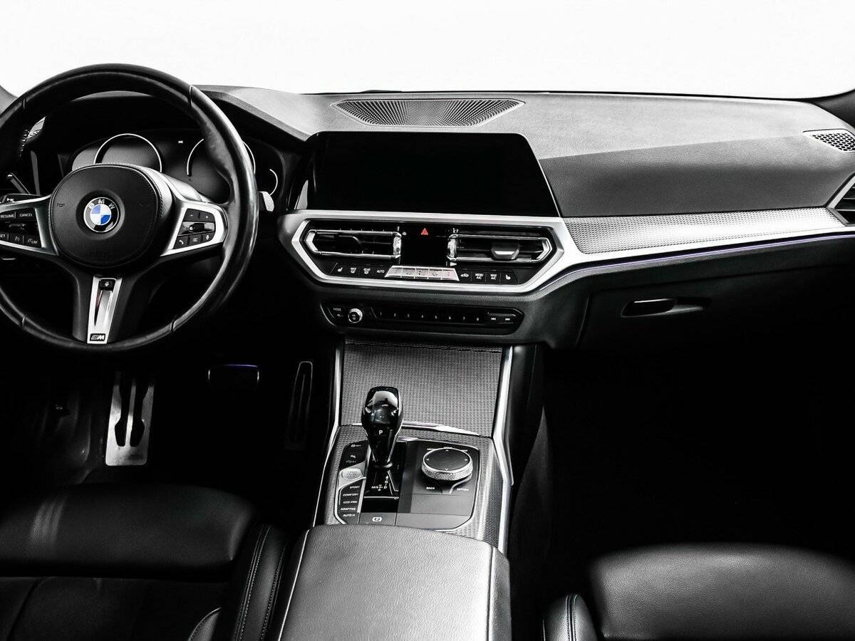 BMW 3 серии с пробегом — 2019 год. Фото: #10