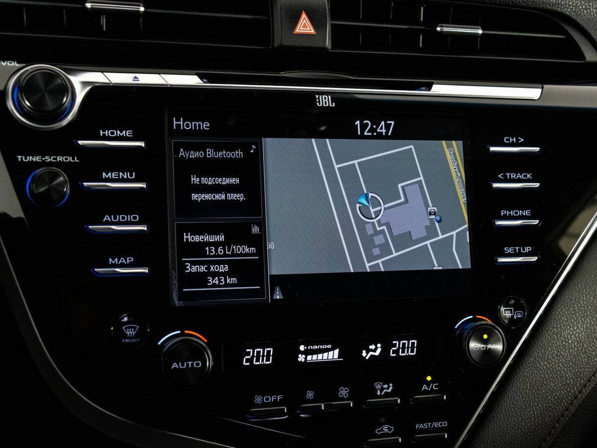 Toyota Camry с пробегом — 2018 год. Фото: #21