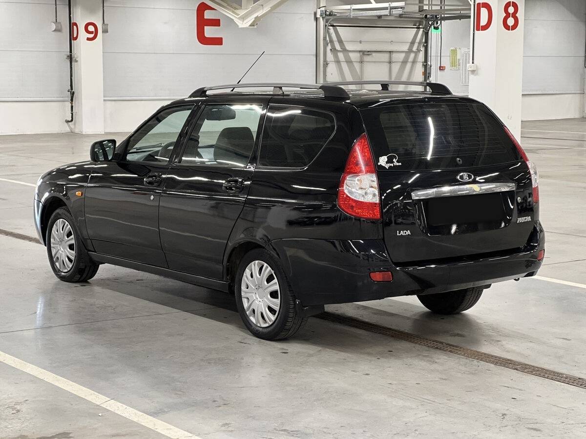Lada (ВАЗ) Priora с пробегом — 2013 год. Фото: #6