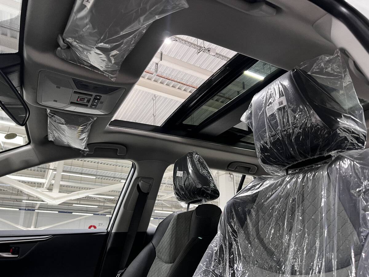 Toyota RAV4 с пробегом — 2024 год. Фото: #20