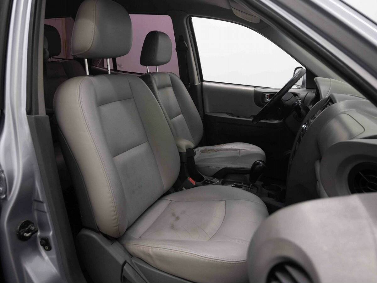 Hyundai Santa Fe с пробегом — 2008 год. Фото: #11