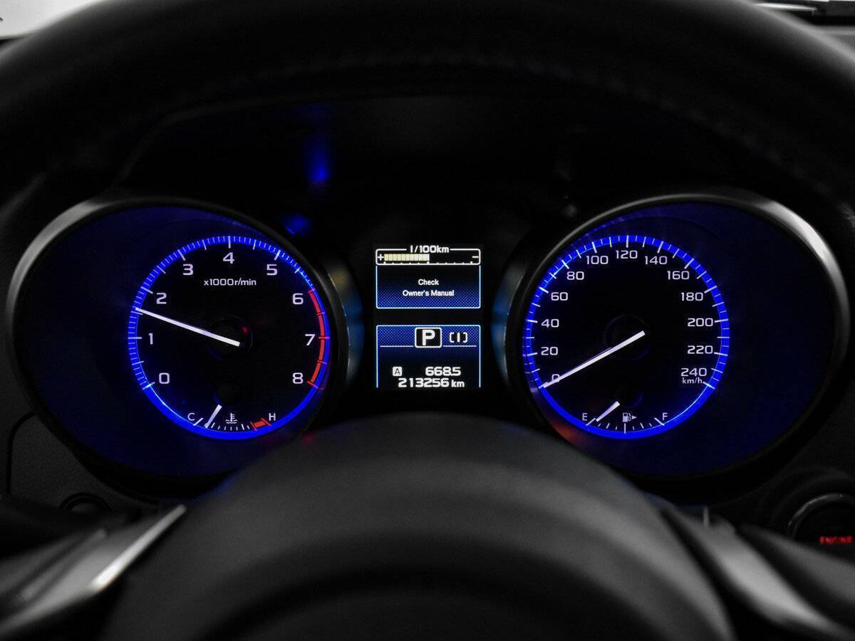 Subaru Outback с пробегом — 2018 год. Фото: #20