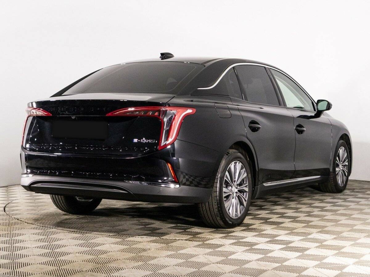 Hongqi E-QM5 с пробегом — 2022 год. Фото: #4