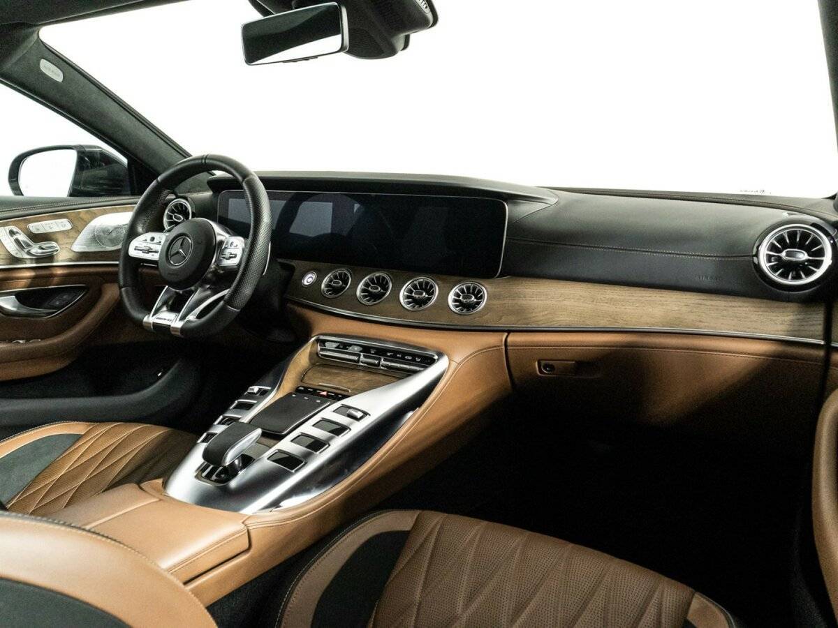 Mercedes-Benz AMG GT с пробегом — 2019 год. Фото: #8