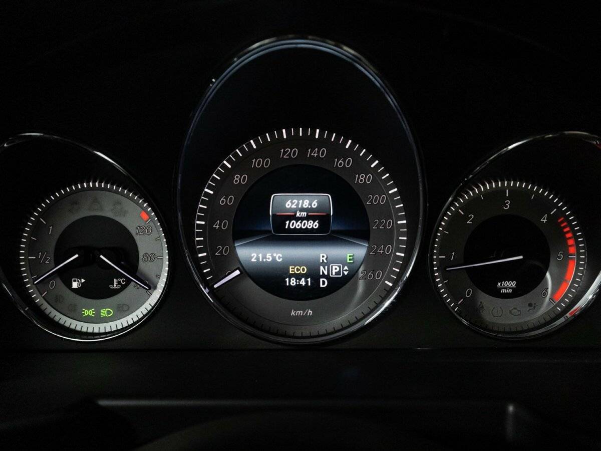 Mercedes-Benz GLK-Класс с пробегом — 2014 год. Фото: #11