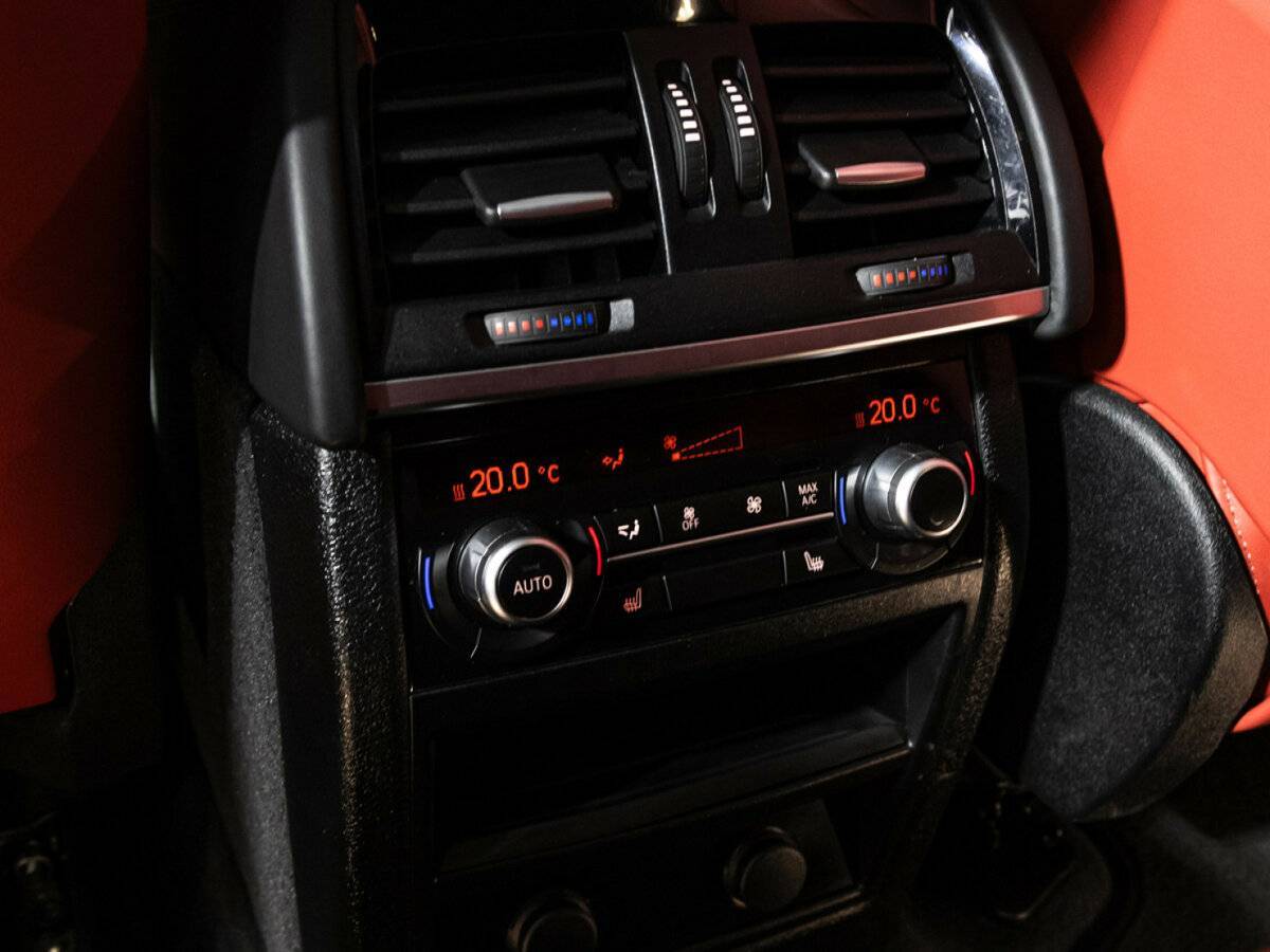 BMW X5 M с пробегом — 2018 год. Фото: #17